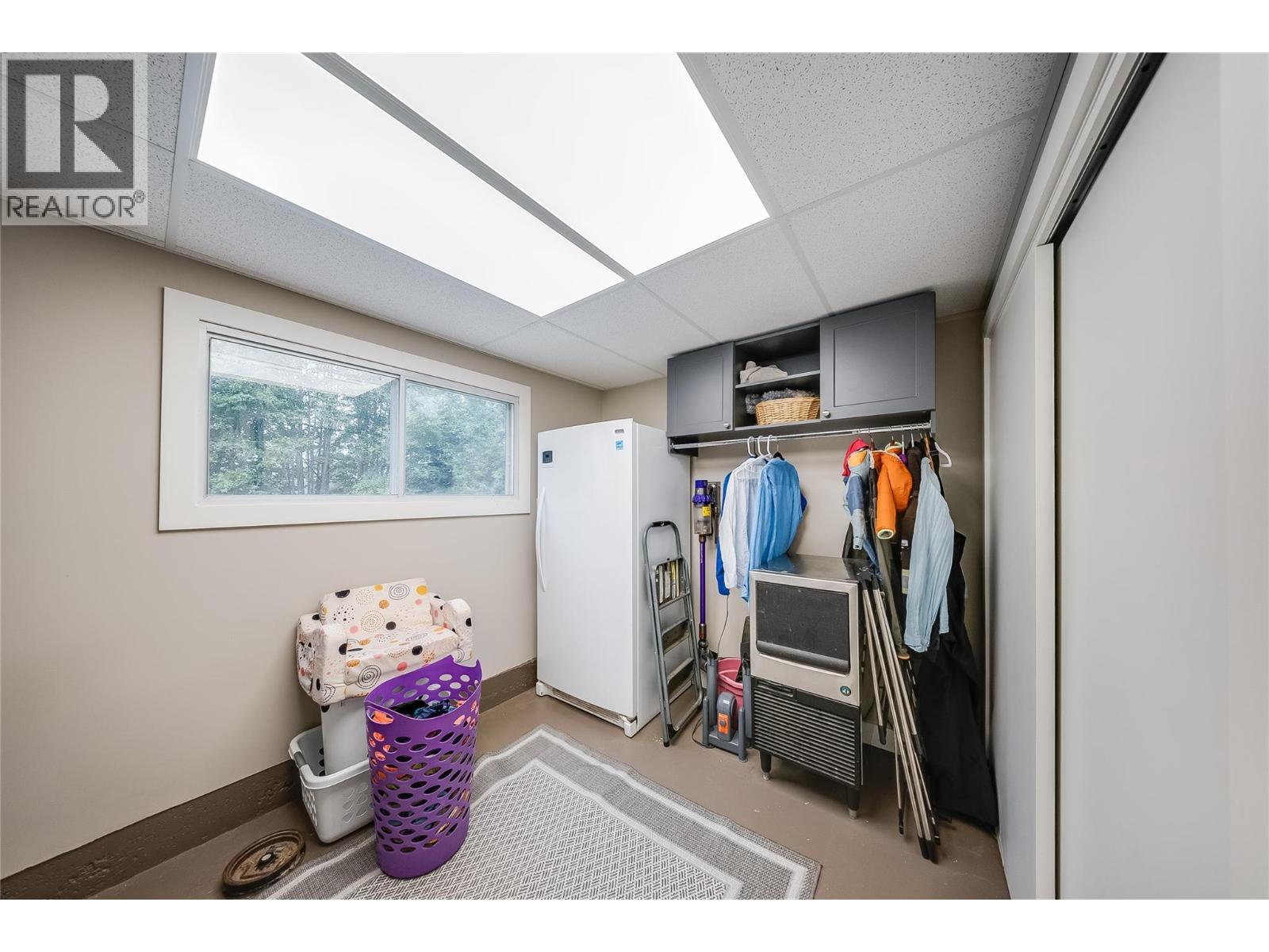 314 Webster Road, Fruitvale, British Columbia  V0G 1L1 - Photo 30 - 10397555