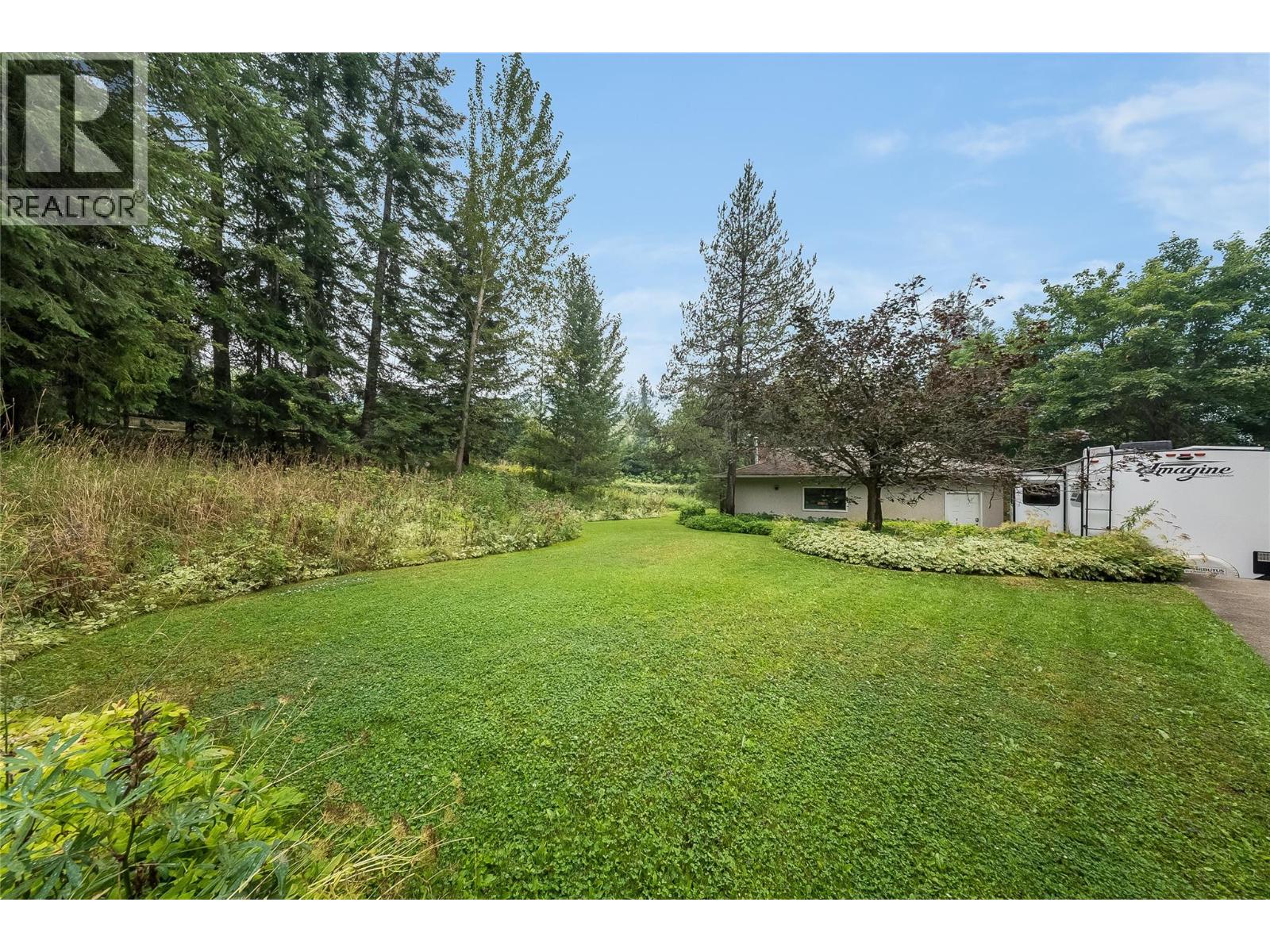 314 Webster Road, Fruitvale, British Columbia  V0G 1L1 - Photo 38 - 10397555