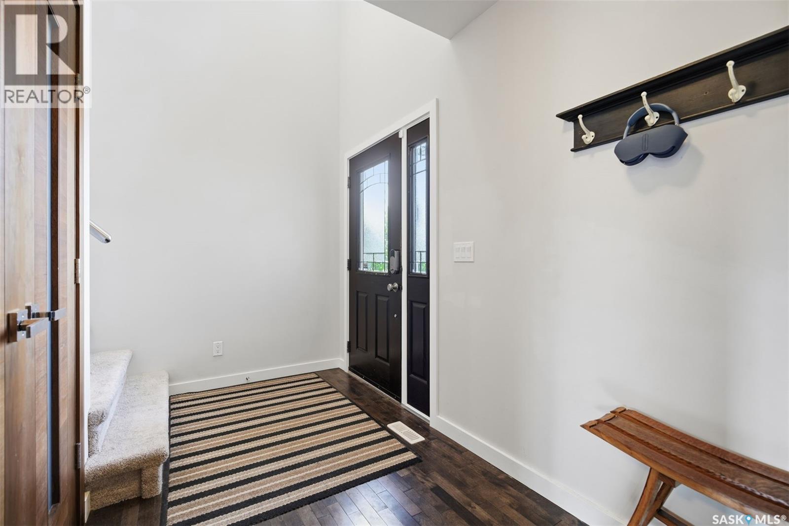 422 Pichler Crescent, Saskatoon, Saskatchewan  S7V 0G3 - Photo 2 - SK045527