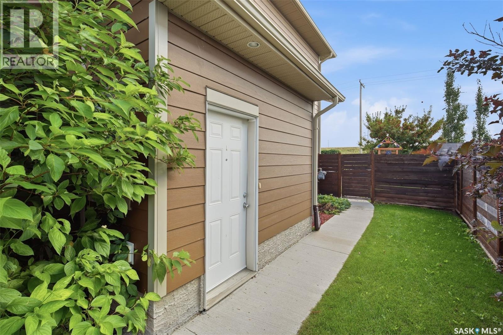 422 Pichler Crescent, Saskatoon, Saskatchewan  S7V 0G3 - Photo 35 - SK045527