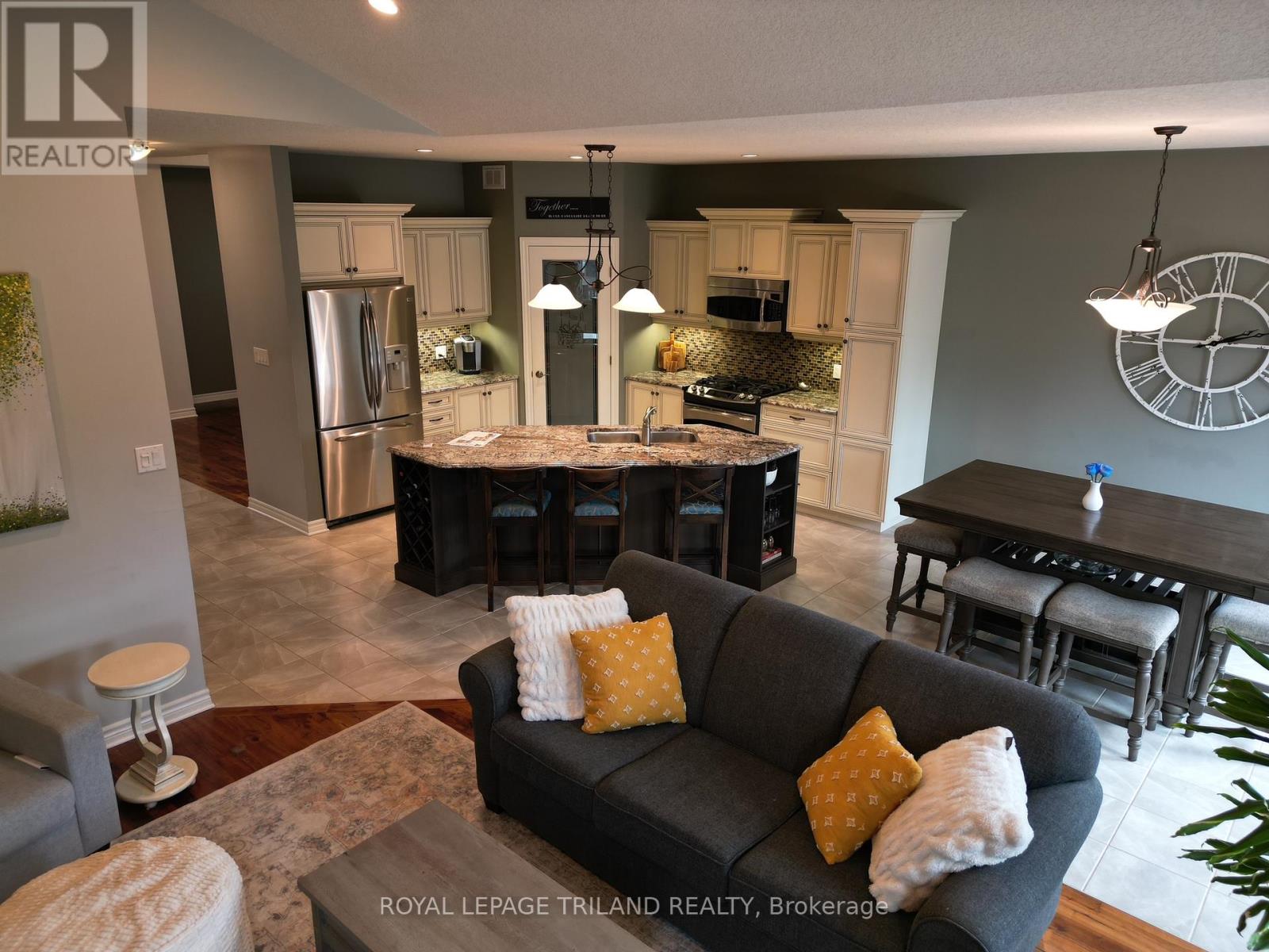 3194 Pincombe Drive, London South, Ontario  N6L 0B4 - Photo 15 - X13673758