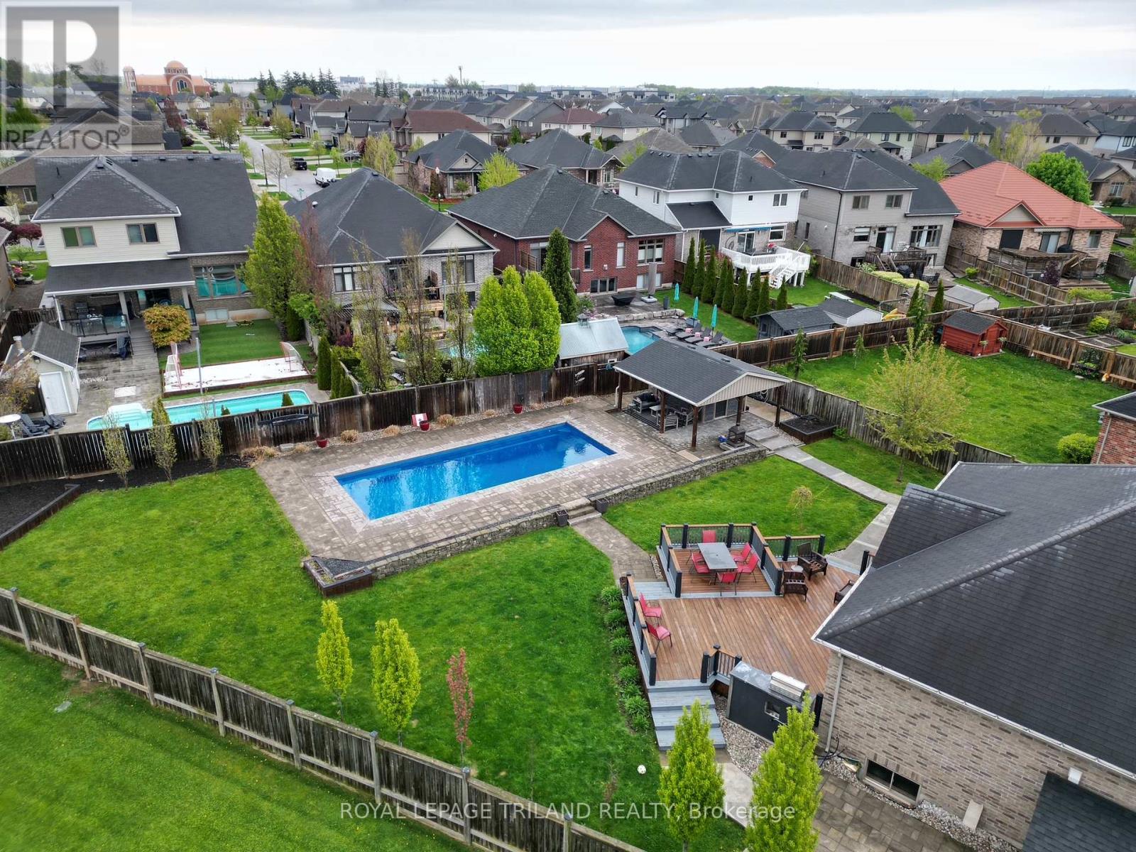 3194 Pincombe Drive, London South, Ontario  N6L 0B4 - Photo 47 - X13673758