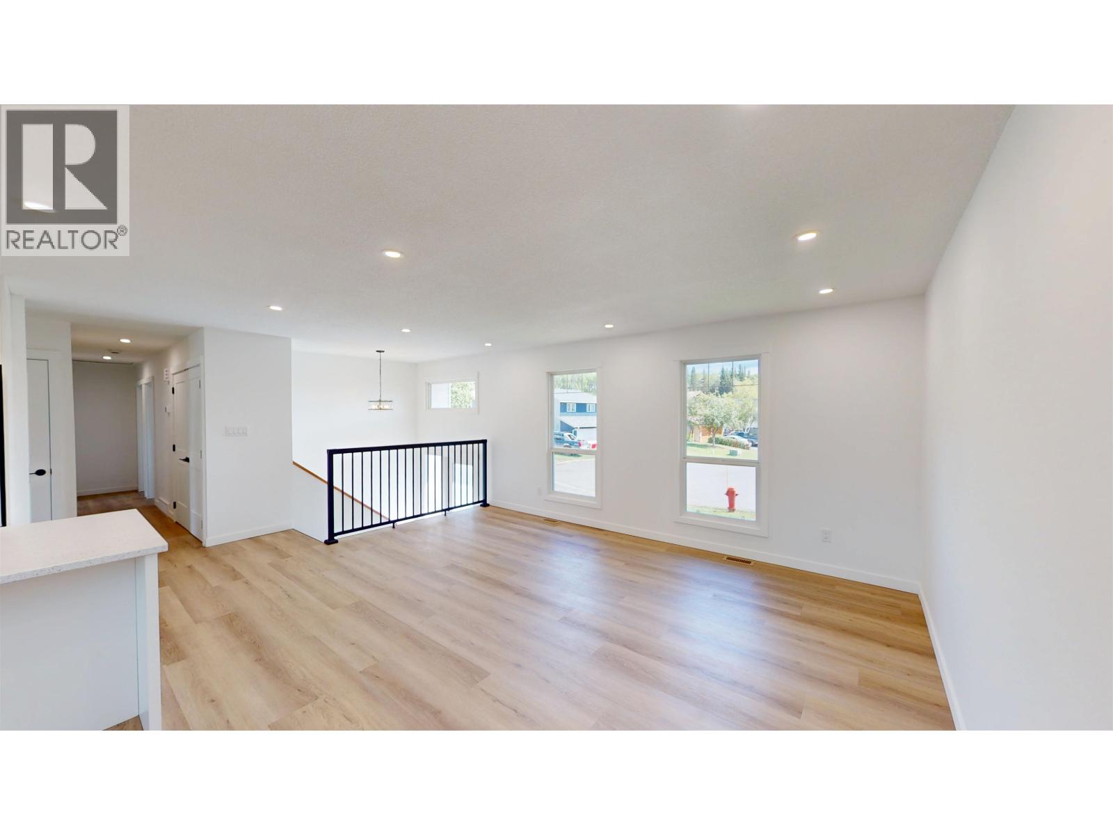 1975 Nadina Place, Houston, British Columbia  V0J 1Z0 - Photo 13 - R3155276