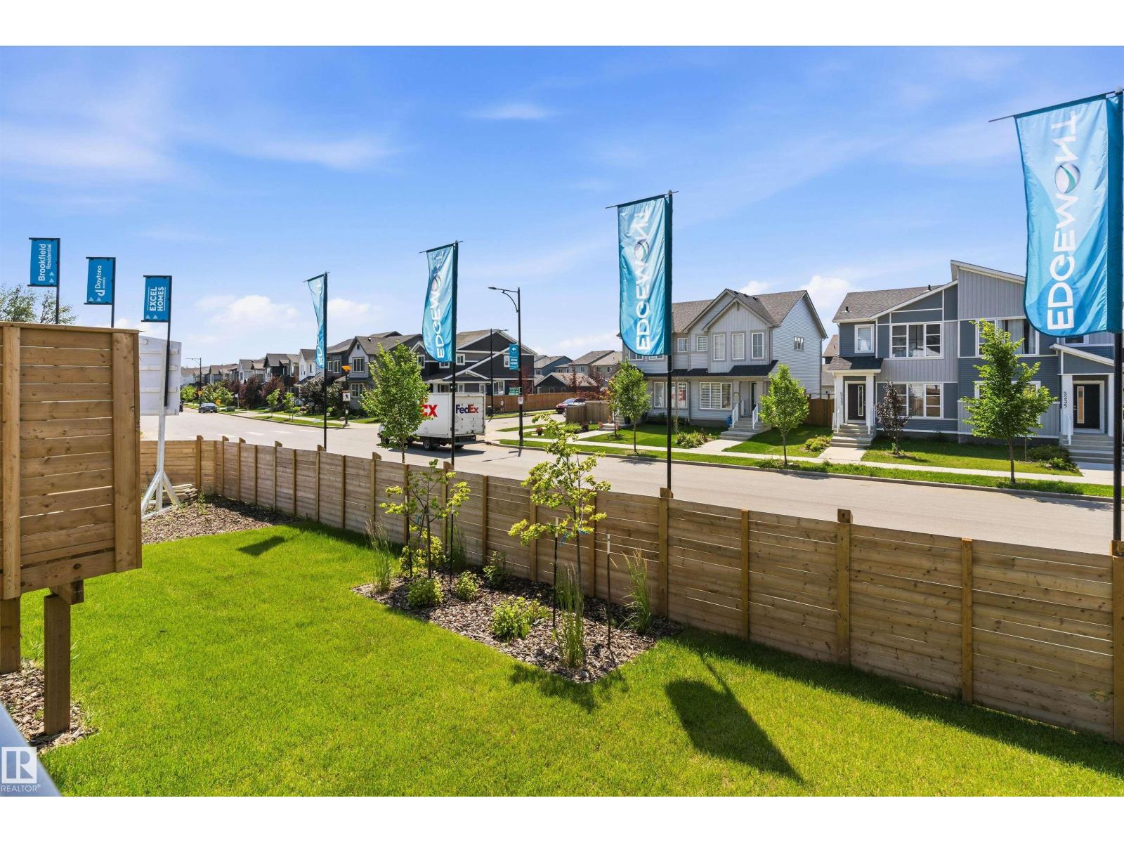 8907 Elves Lo Nw, Edmonton, Alberta  T6M 3G2 - Photo 23 - E4497156