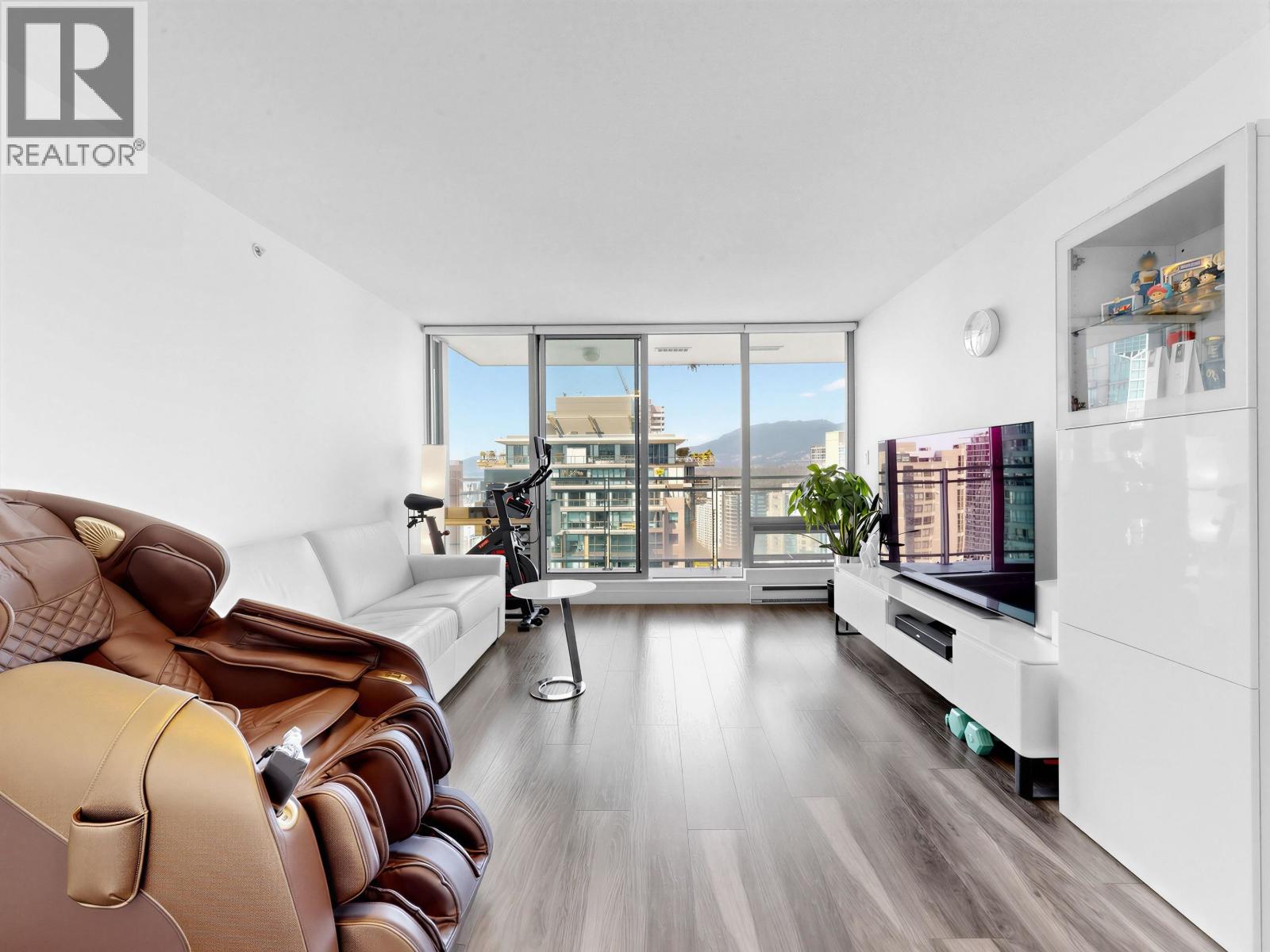 2902 1288 W Georgia Street, Vancouver, British Columbia  V6E 4R3 - Photo 8 - R3154447