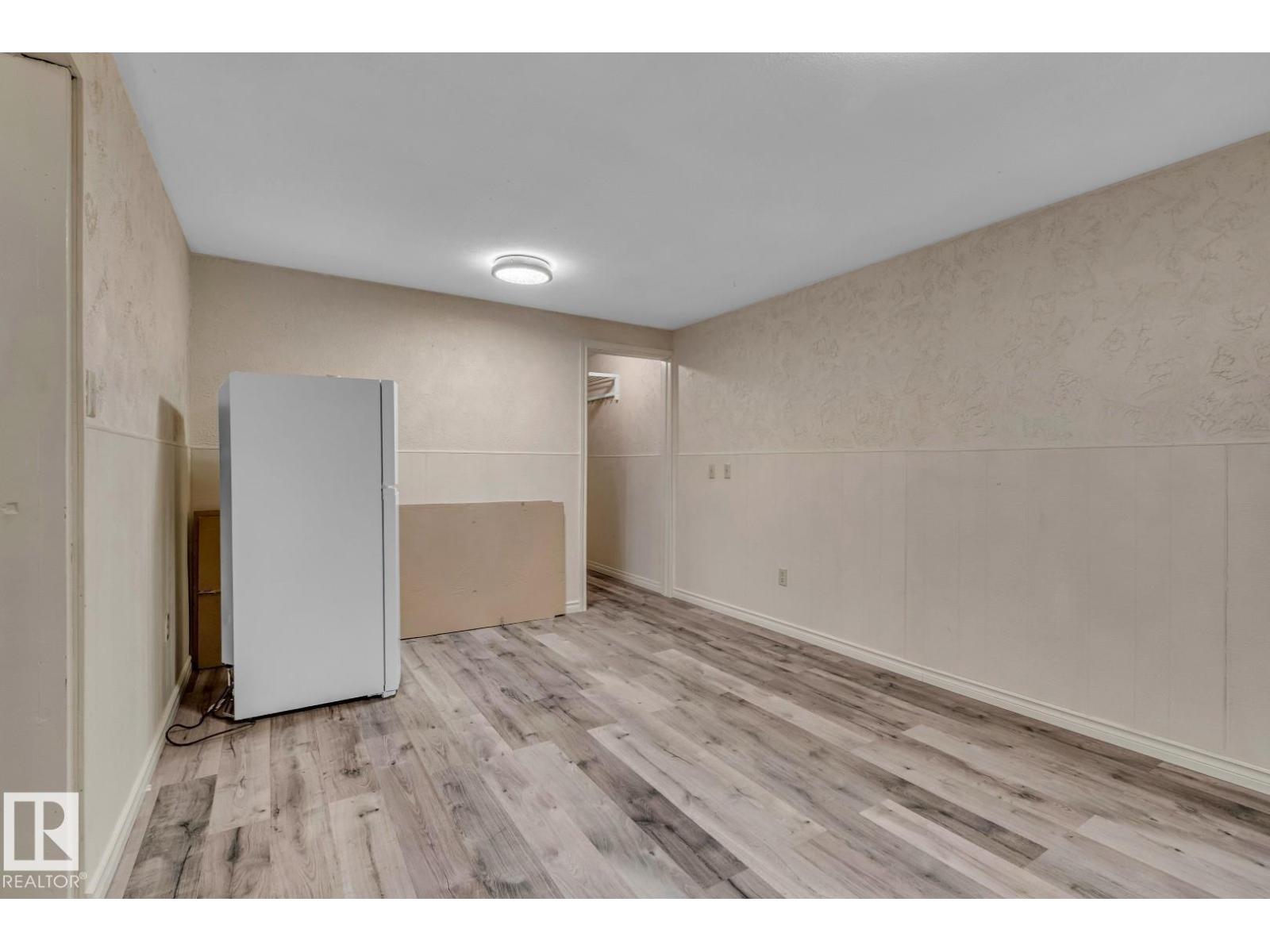221 Harrison Dr Nw Nw, Edmonton, Alberta  T5A 2X5 - Photo 13 - E4503555