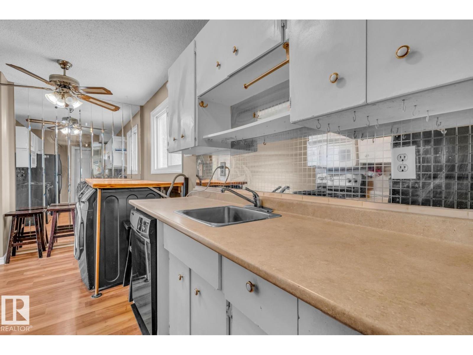 221 Harrison Dr Nw Nw, Edmonton, Alberta  T5A 2X5 - Photo 8 - E4503555
