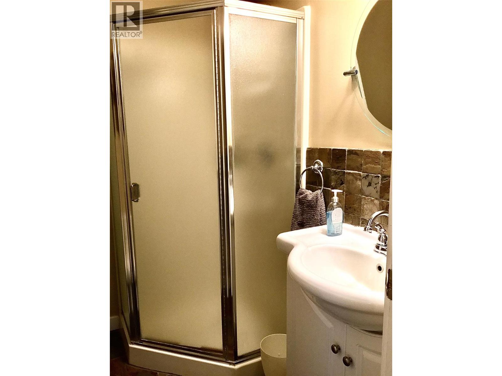 7957 Kincade Road, Kimberley, British Columbia V1A 3M1 - Photo 18 - 10397504