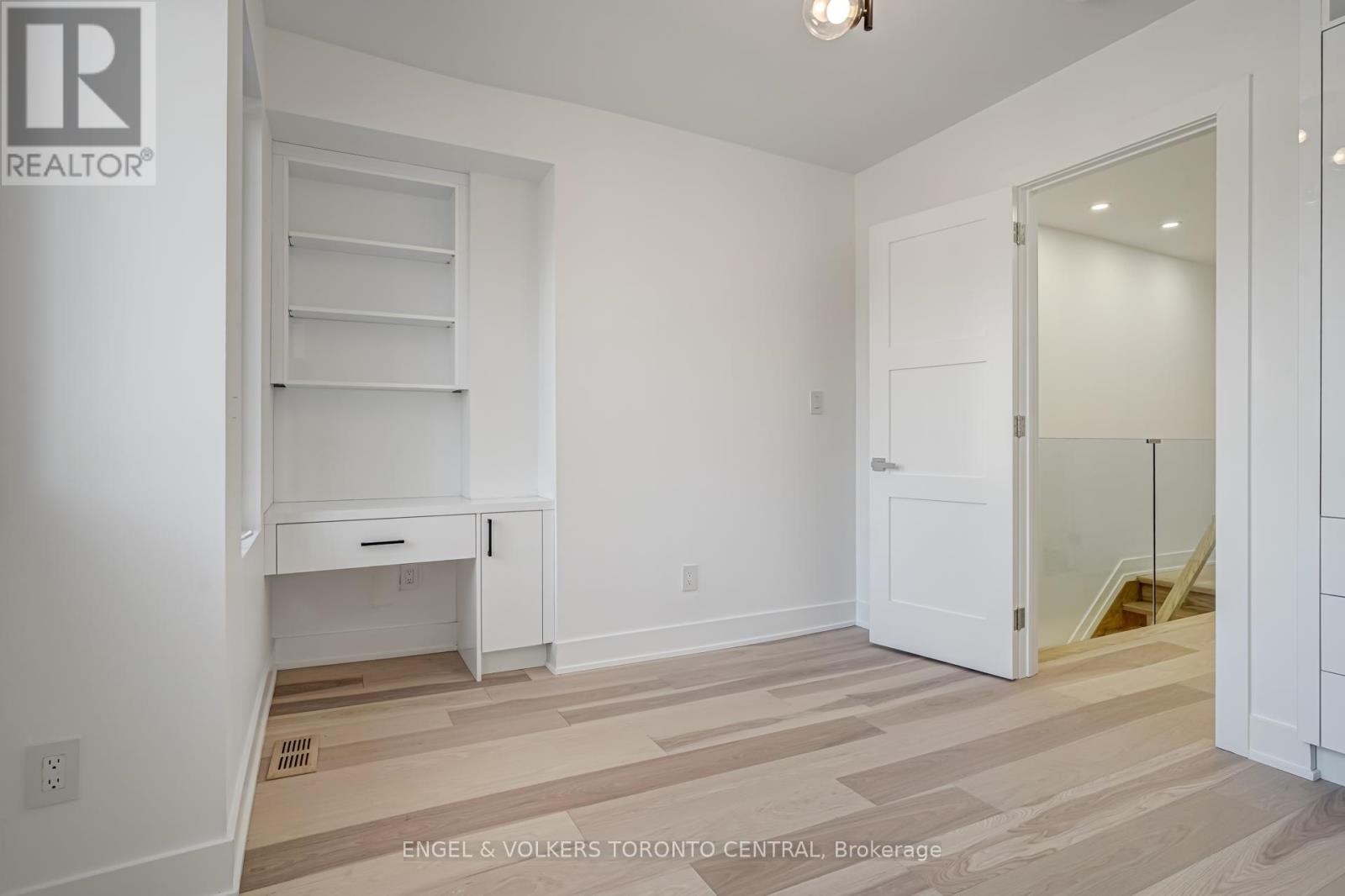 230 Willow Avenue, Toronto, Ontario  M4E 3K7 - Photo 20 - E13673762