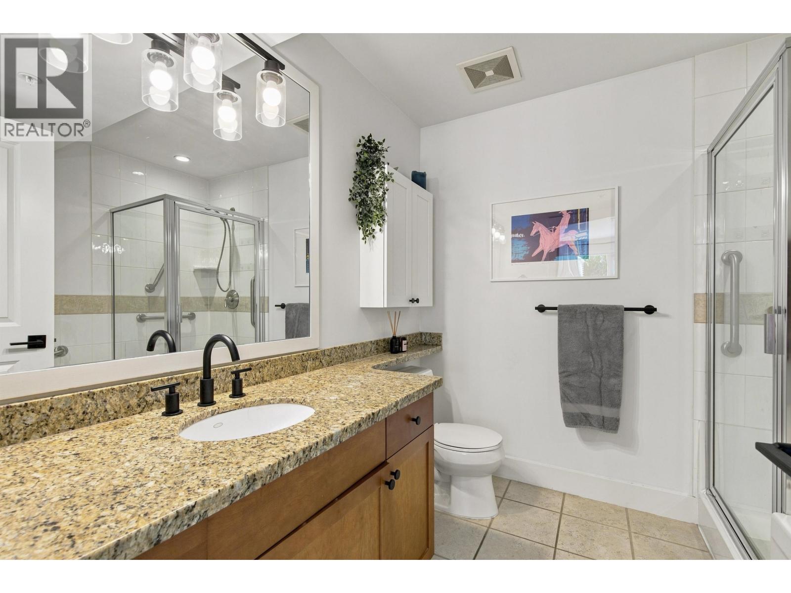 2460 Sasamat Street, Vancouver, British Columbia V6R 4S8 - Photo 15 - R3155653