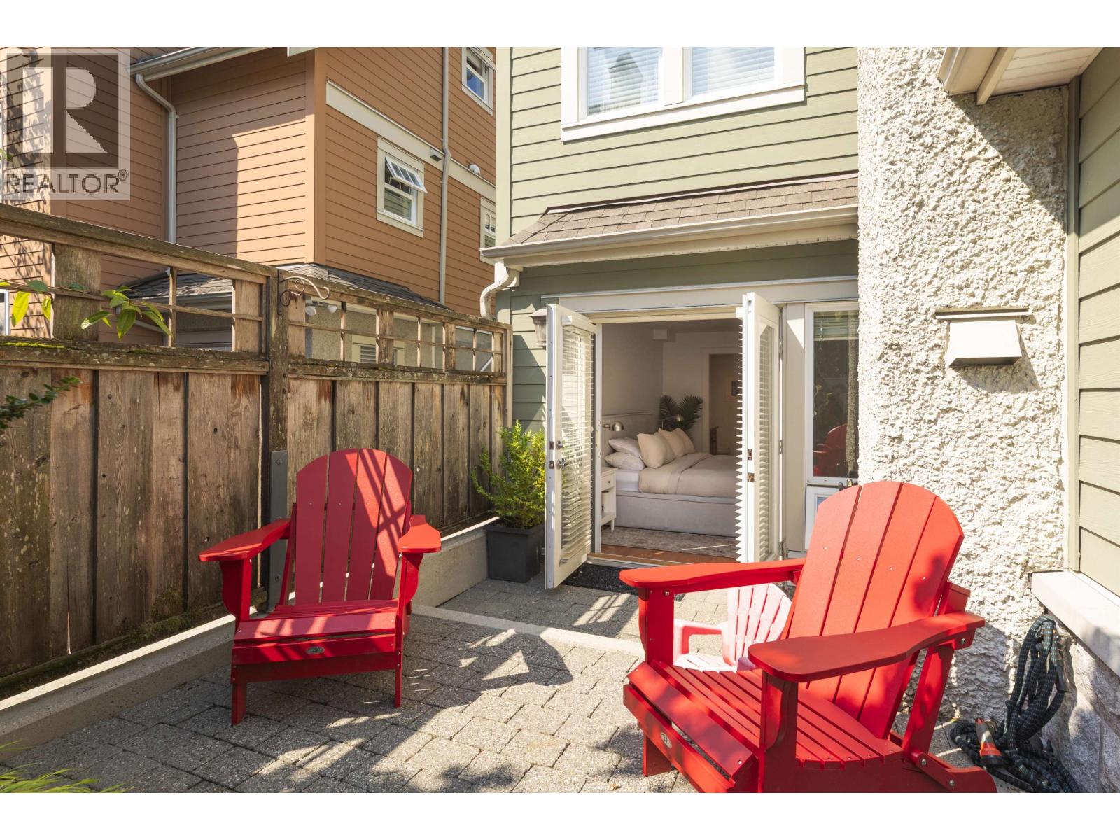 2460 Sasamat Street, Vancouver, British Columbia V6R 4S8 - Photo 18 - R3155653