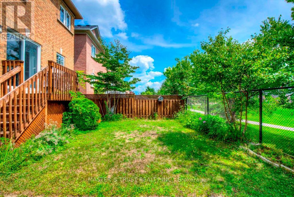 626 Society Crescent, Newmarket, Ontario  L3X 2V8 - Photo 27 - N13511198