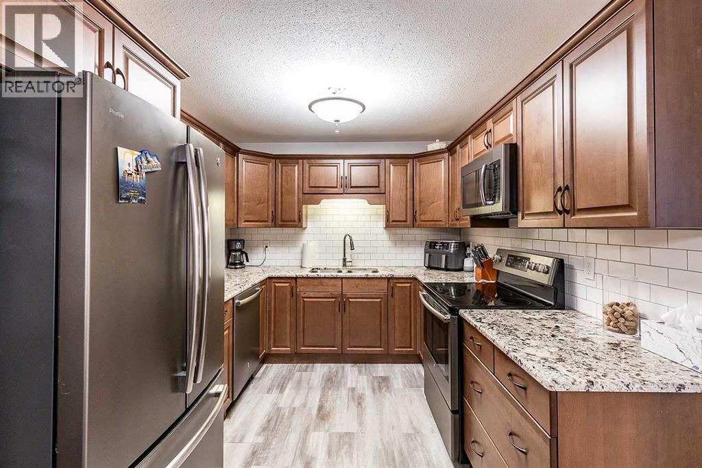 1, 1165 16 Street NE, Medicine Hat, Alberta  T1C 1P7 - Photo 15 - A2298193