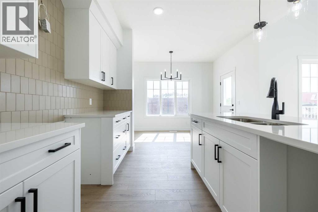 145 Sora Gardens SE, Calgary, Alberta  T3S 0V3 - Photo 13 - A2315771