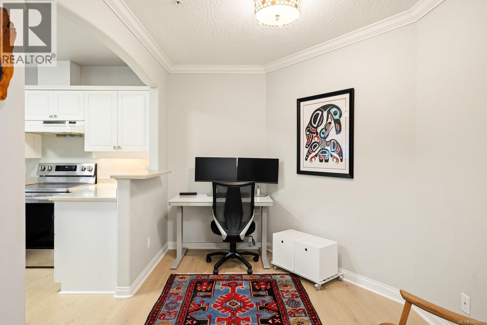 215 405 Quebec St, Victoria, British Columbia  V8V 4Z2 - Photo 9 - 1046906