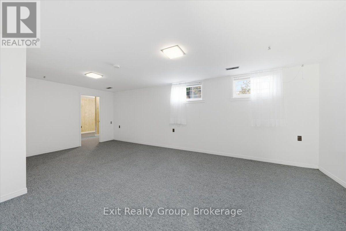 33 First Avenue, Quinte West, Ontario  K8V 4C2 - Photo 29 - X13663448
