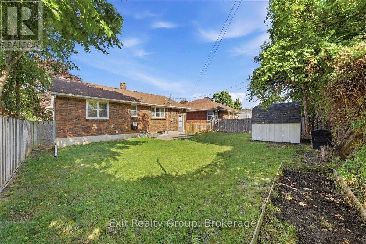 33 First Avenue, Quinte West, Ontario  K8V 4C2 - Photo 38 - X13663448