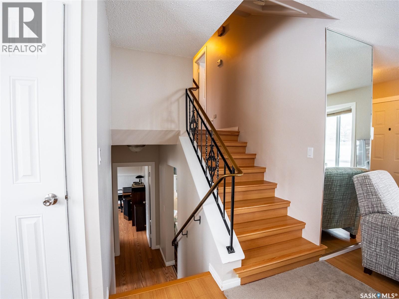 15 Dickinson Crescent, Regina, Saskatchewan  S4R 7K6 - Photo 23 - SK045553