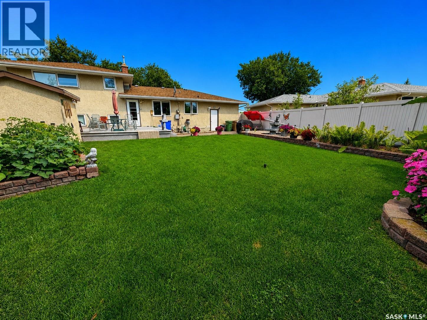 15 Dickinson Crescent, Regina, Saskatchewan  S4R 7K6 - Photo 30 - SK045553