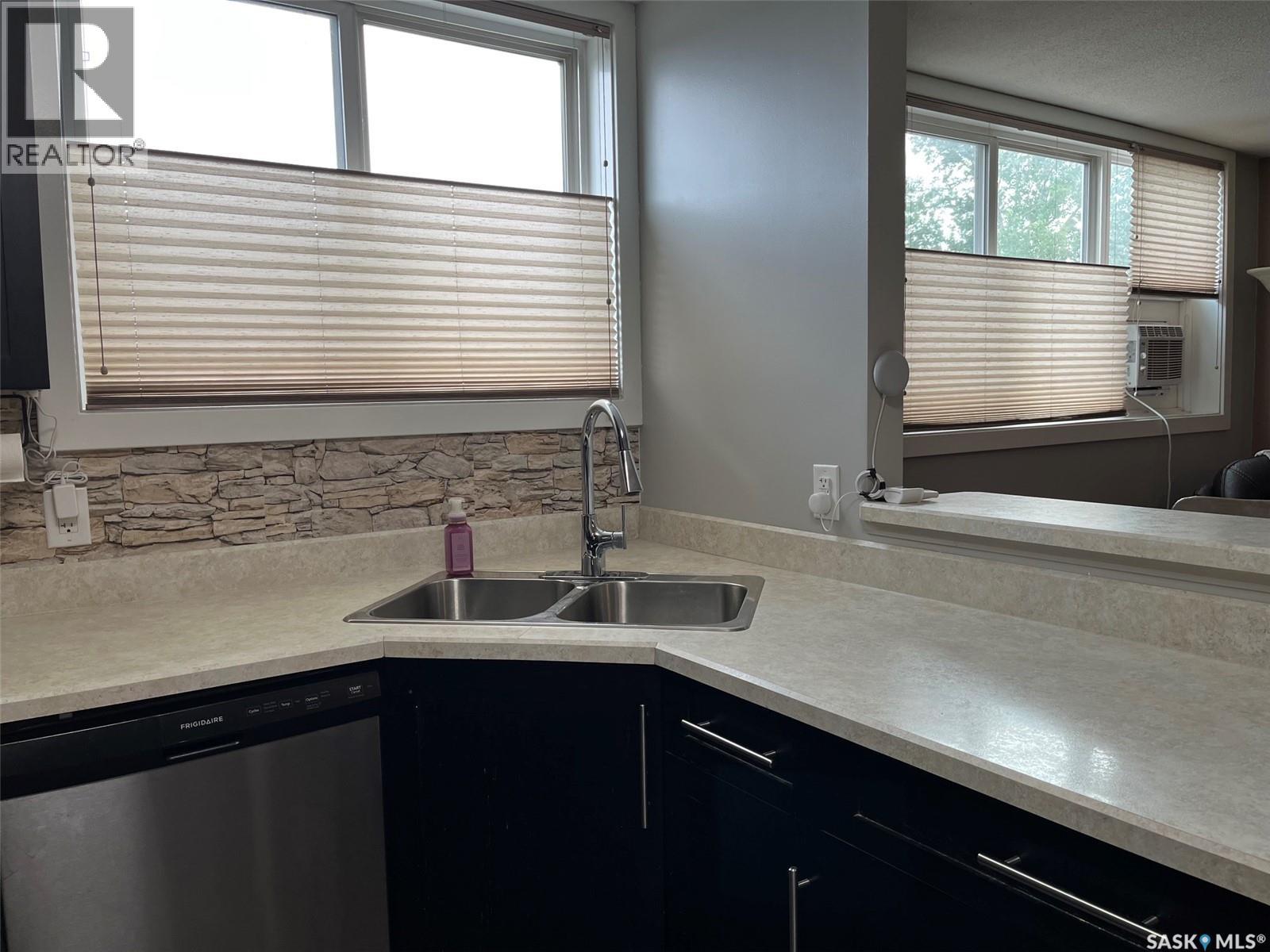 24 125 Froom Crescent, Regina, Saskatchewan  S4N 1S8 - Photo 14 - SK045559