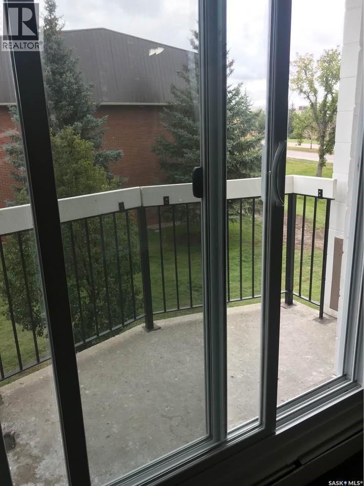 31 & 51 Centennial Street, Regina, Saskatchewan  S4S 6P8 - Photo 9 - SK045552