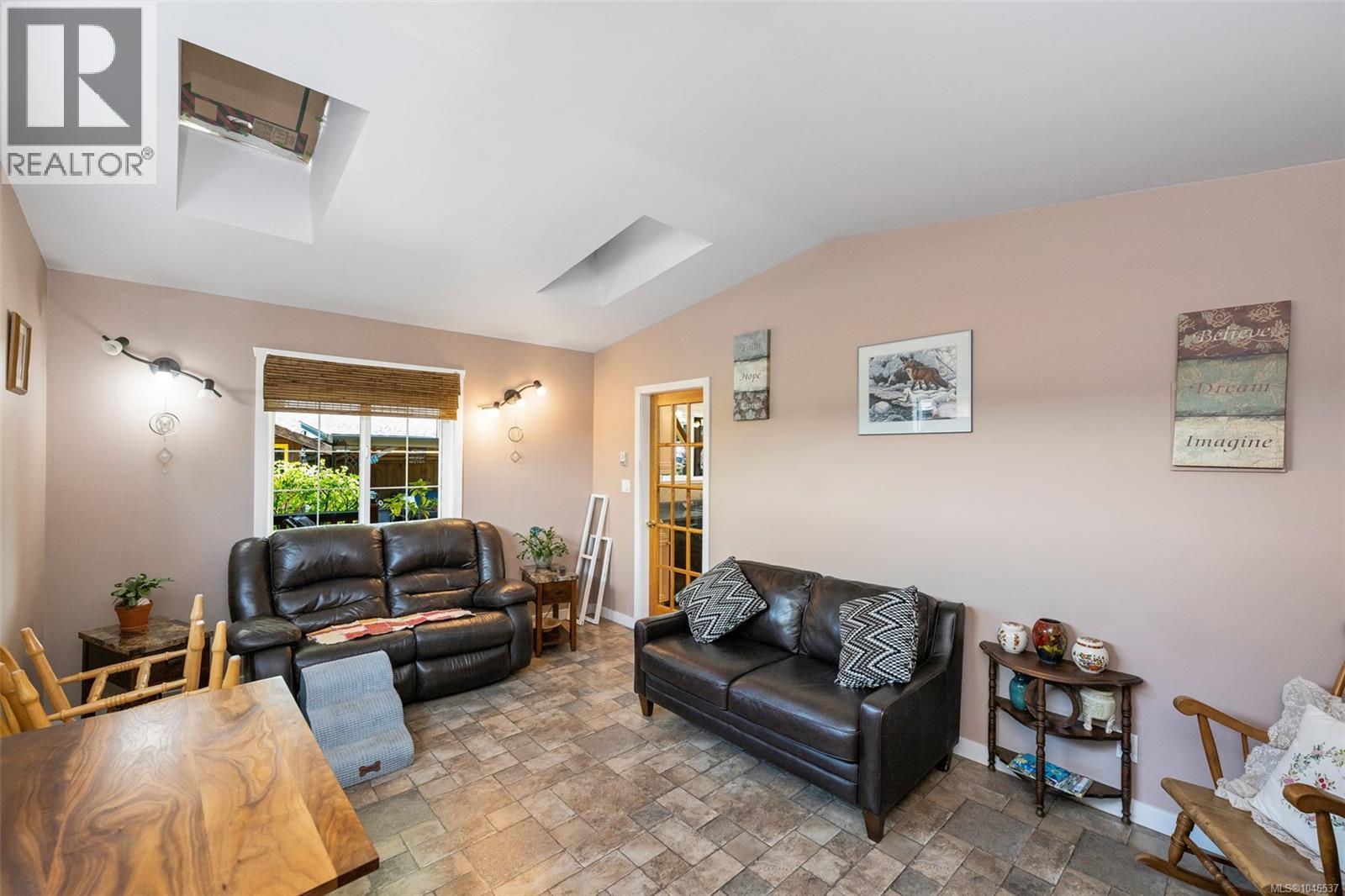 171 Macdonald Rd, Lake Cowichan, British Columbia  V0R 2G0 - Photo 27 - 1046537
