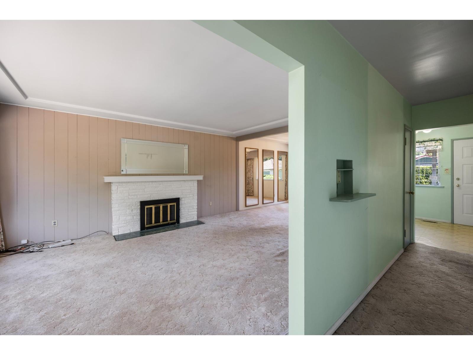 10836 128 Street, Surrey, British Columbia  V3T 3A3 - Photo 6 - R3155417