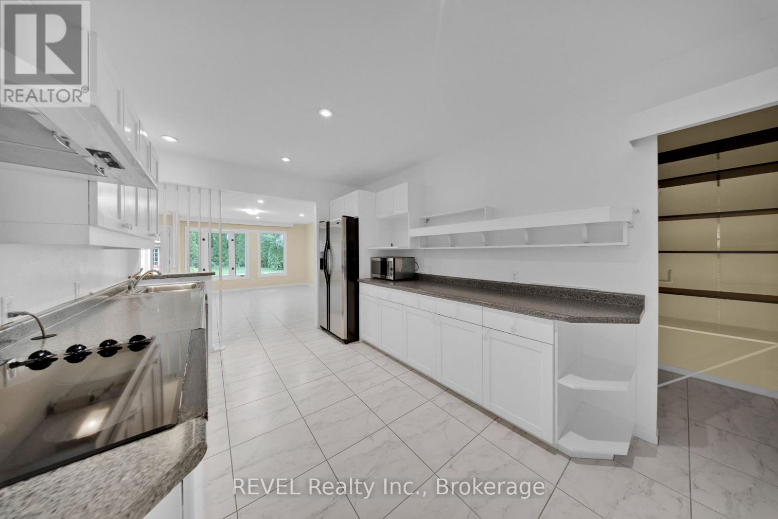 34 Vincent Avenue, Niagara-On-The-Lake, Ontario  L0S 1J0 - Photo 14 - X13673792