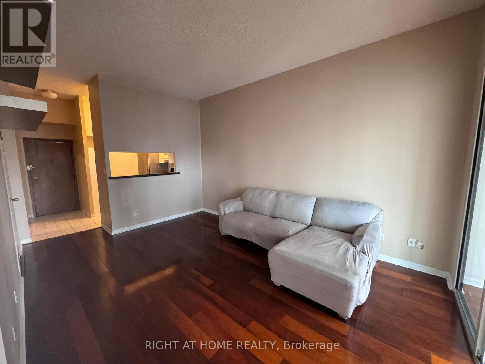 2407 - 24 Wellesley Street W, Toronto, Ontario M4Y 2X6 - Photo 2 - C13673808