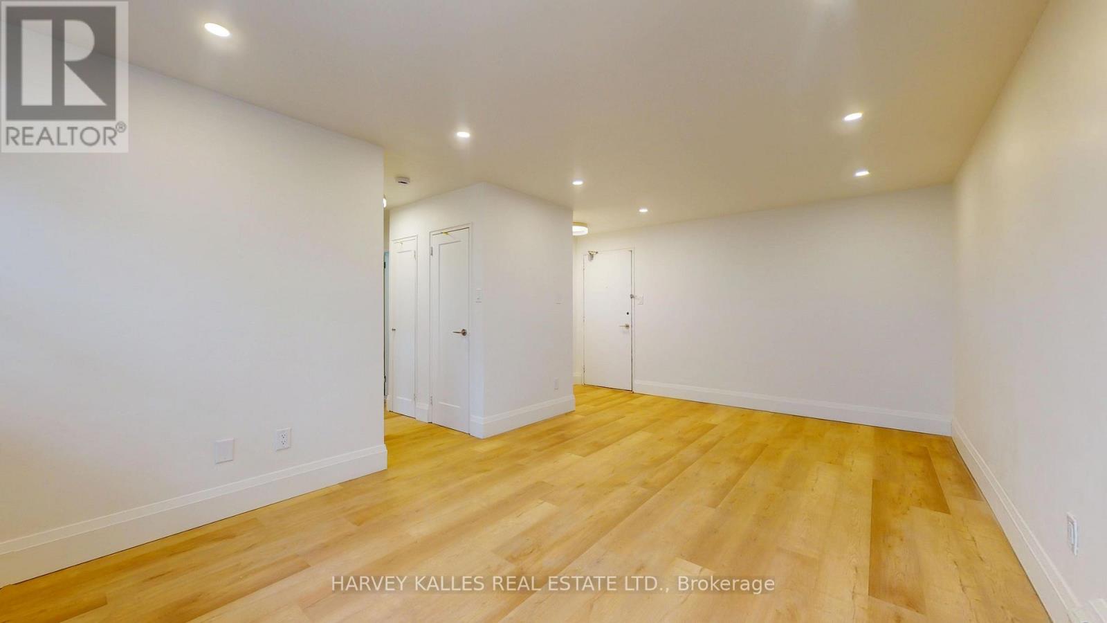 12 - 1 Marquette Avenue, Toronto, Ontario M6A 1X8 - Photo 4 - C13673816
