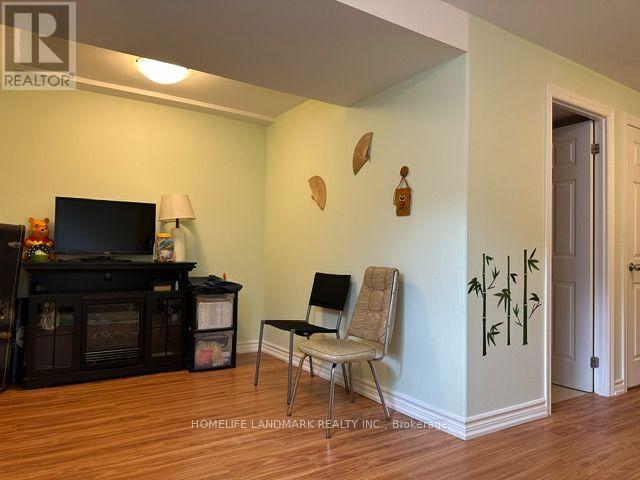 13 Eastwind Drive, Whitchurch-Stouffville, Ontario  L4A 0W6 - Photo 18 - N13673804