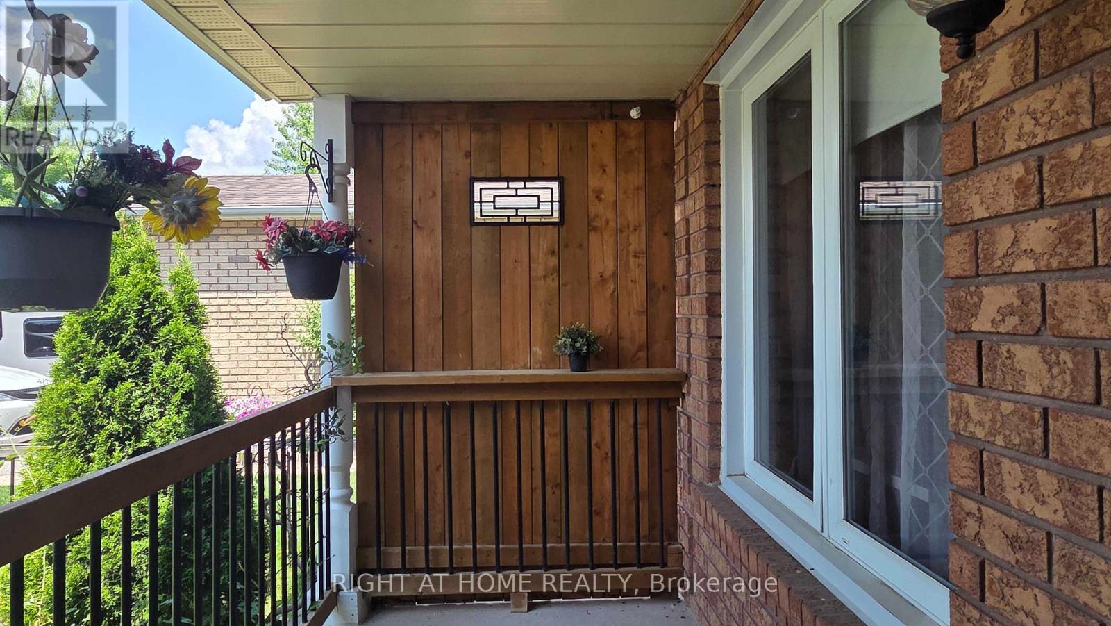 129 Heydon Avenue, New Tecumseth, Ontario  L9R 1N6 - Photo 3 - N13673806