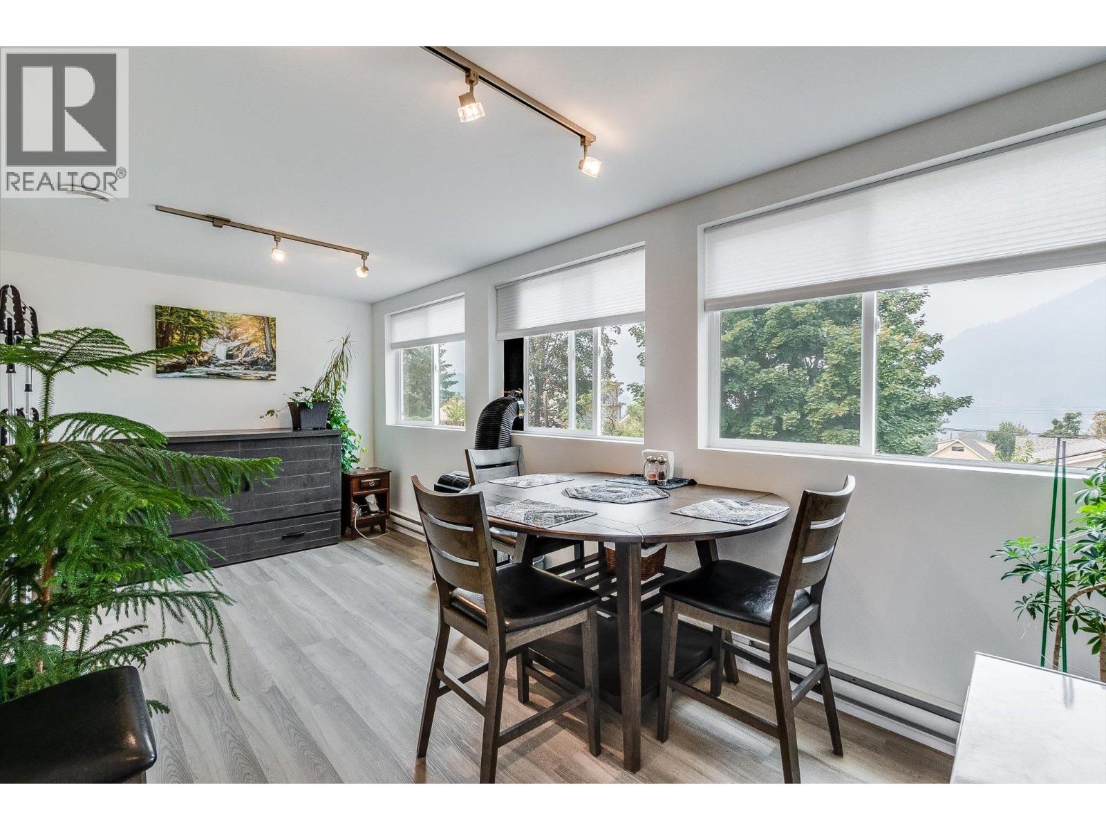 605 Seventh Street, Nelson, British Columbia  V1L 2Z8 - Photo 12 - 10397717