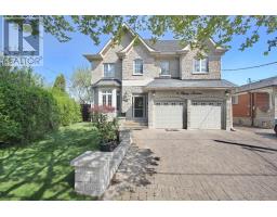4 BYNG AVENUE, Toronto, Ontario
