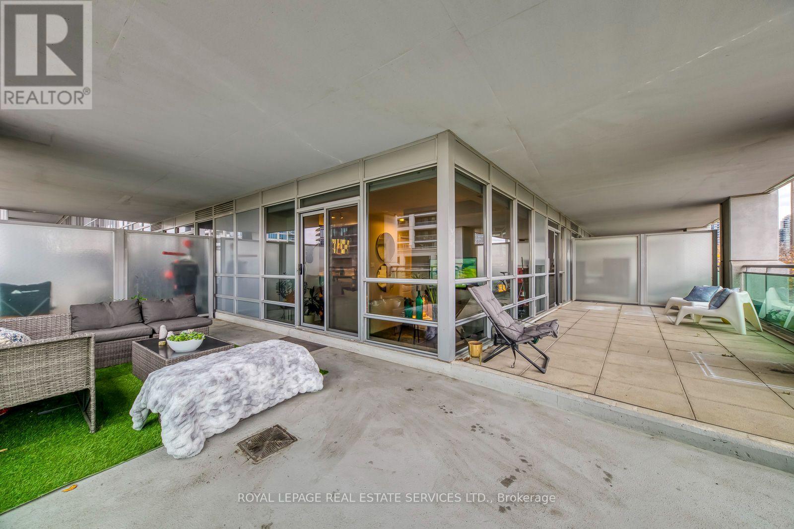 203 - 16 Brookers Lane, Toronto, Ontario  M8V 0A5 - Photo 11 - W13557602