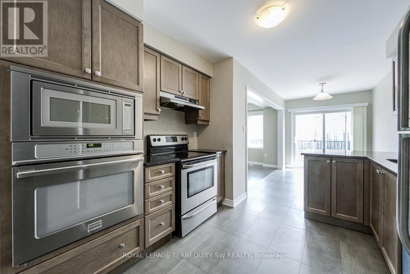 248 Ellen Davidson Drive, Oakville, Ontario L6M 0V2 - Photo 9 - W13673164