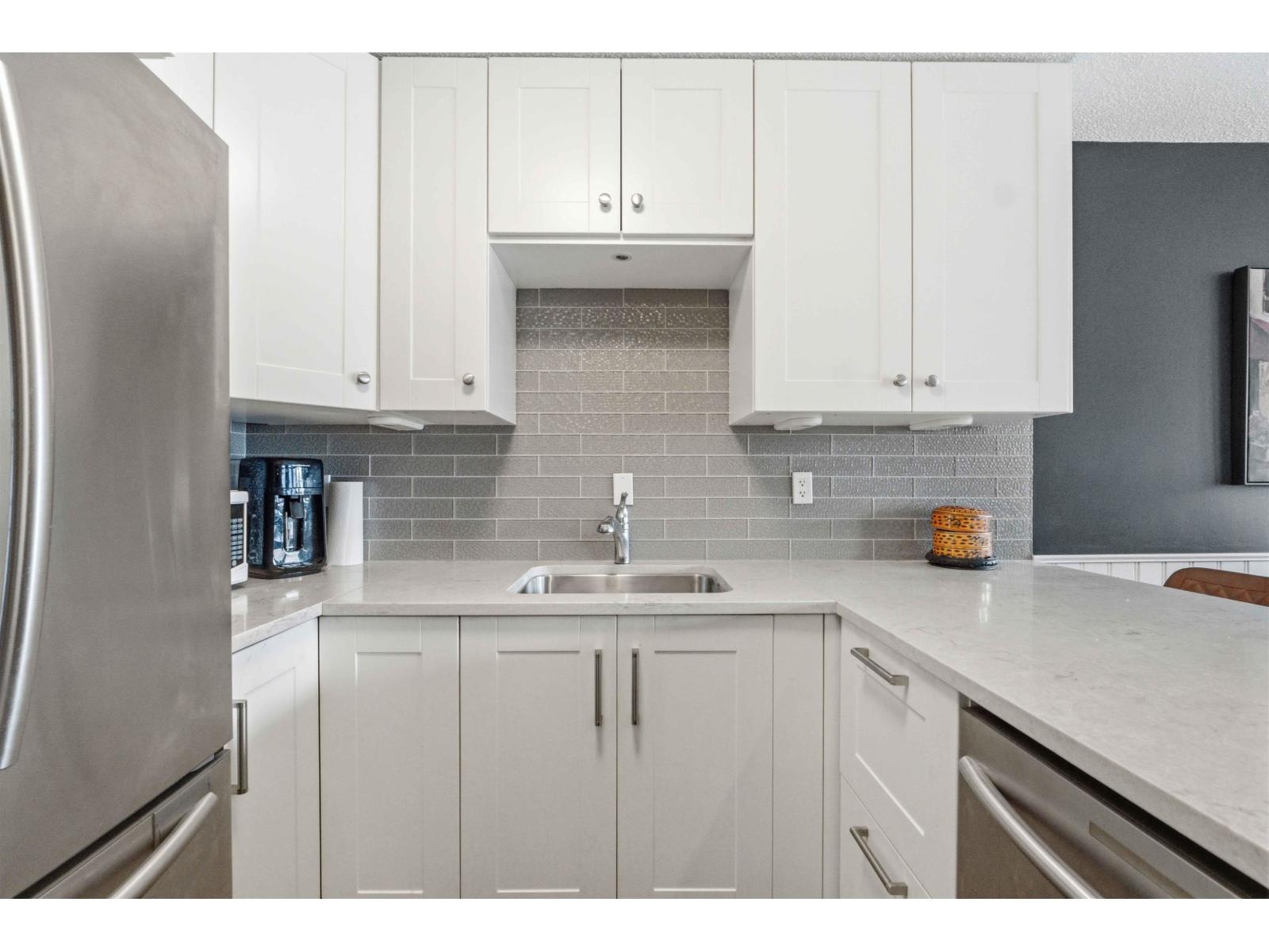 305 1521 George Street, White Rock, British Columbia  V4B 4A4 - Photo 8 - R3155691