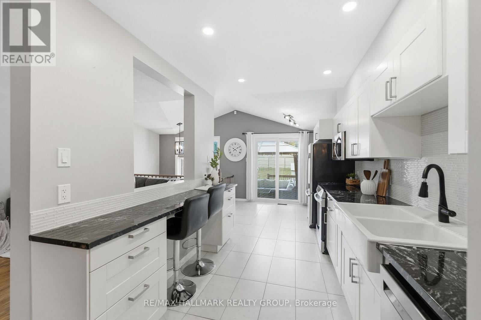 107 Bishops Mills Way, Ottawa, Ontario  K2K 3C2 - Photo 10 - X13671844