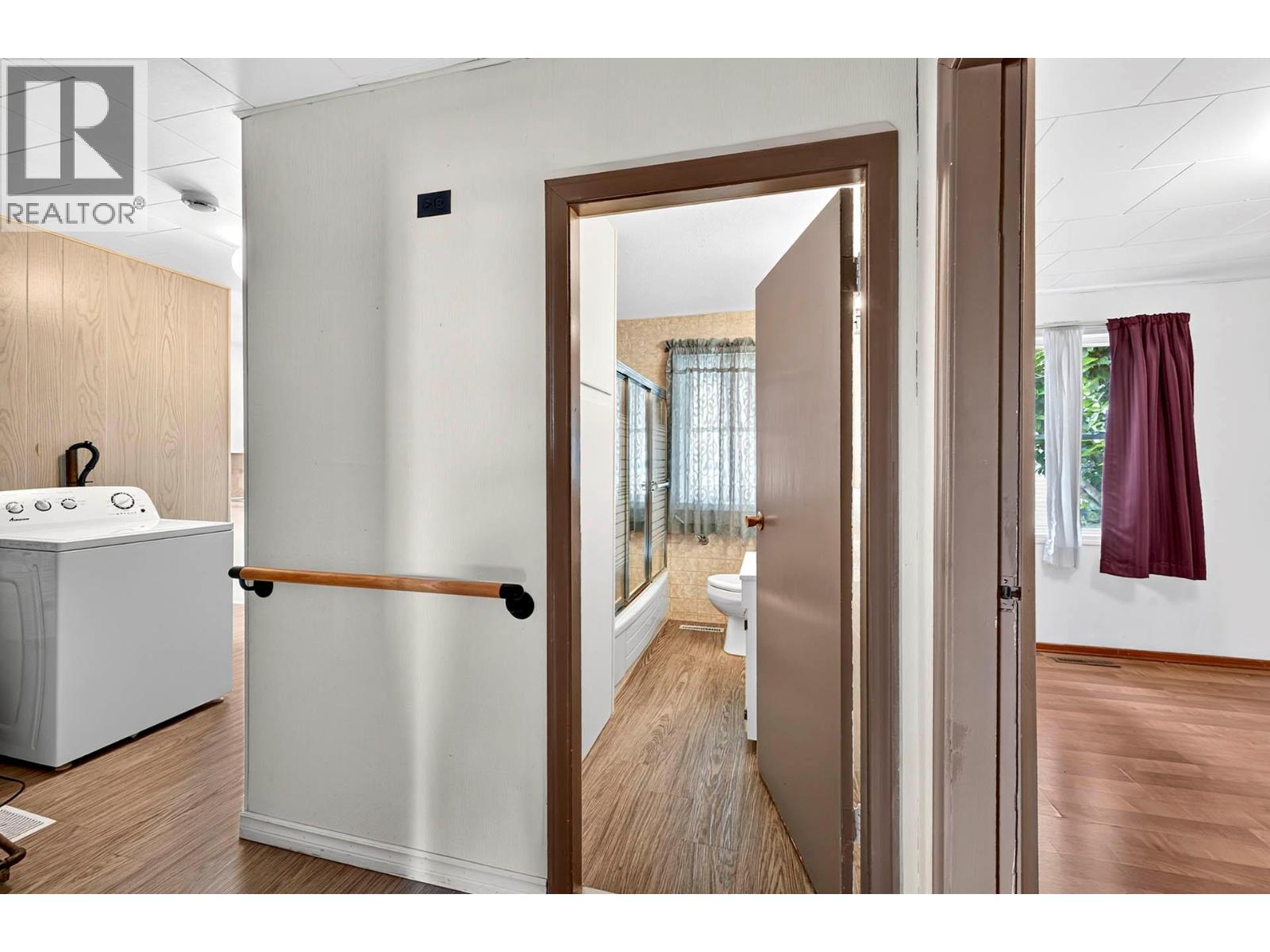 254 Juniper Avenue, Kamloops, British Columbia  V2B 1H7 - Photo 20 - 10395028