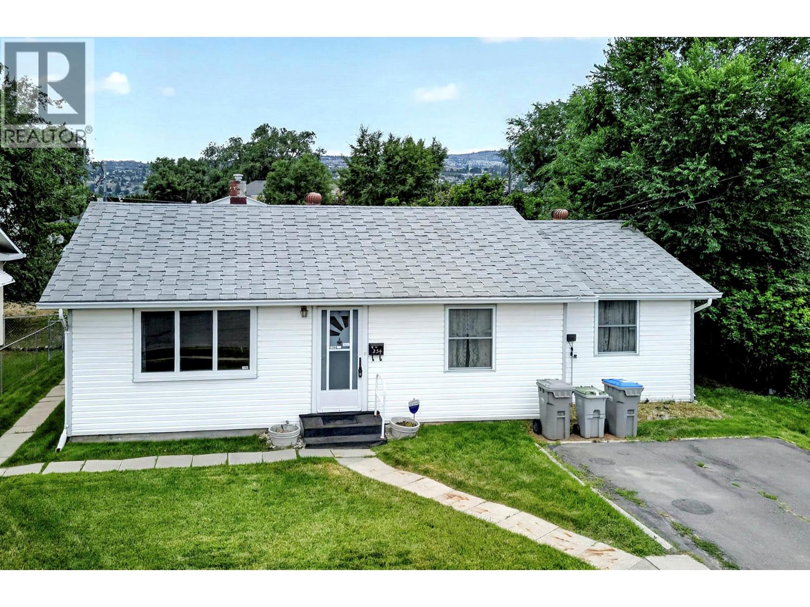 254 Juniper Avenue, Kamloops, British Columbia  V2B 1H7 - Photo 46 - 10395028