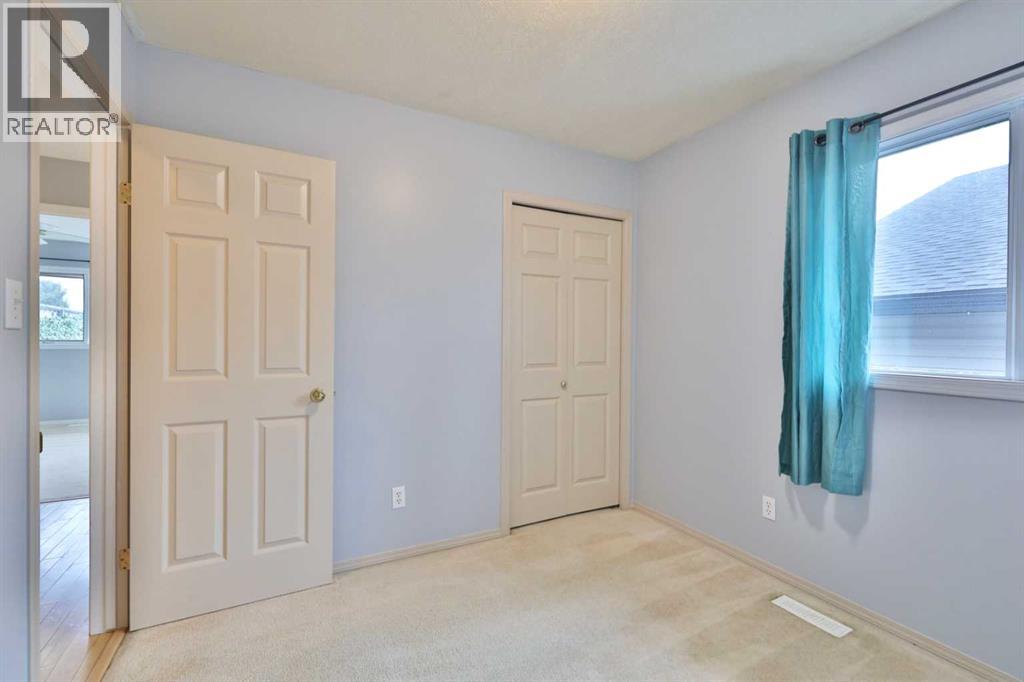5408a 52 Street, Camrose, Alberta  T4V 4A6 - Photo 18 - A2336720