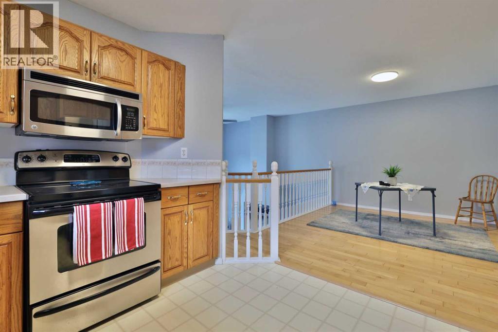 5408a 52 Street, Camrose, Alberta  T4V 4A6 - Photo 12 - A2336720
