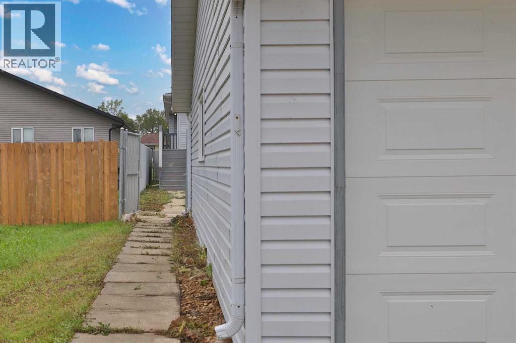 5408a 52 Street, Camrose, Alberta  T4V 4A6 - Photo 47 - A2336720