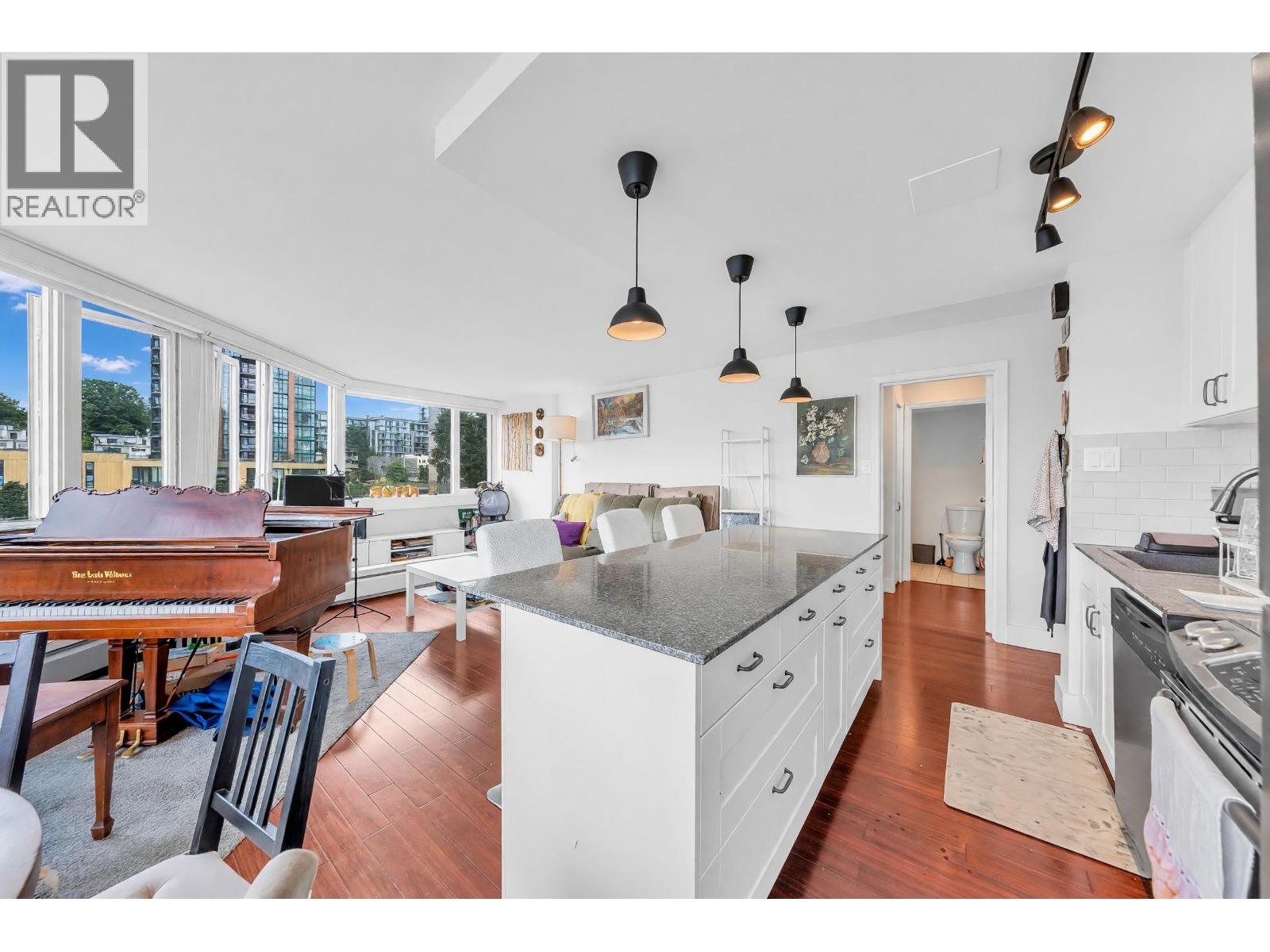701 31 Elliot Street, New Westminster, British Columbia V3L 5C9 - Photo 14 - R3155498