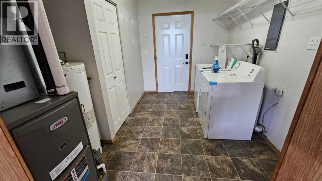 4810 Windsor Avenue, Coronation, Alberta  T0C 0X0 - Photo 11 - A2336752