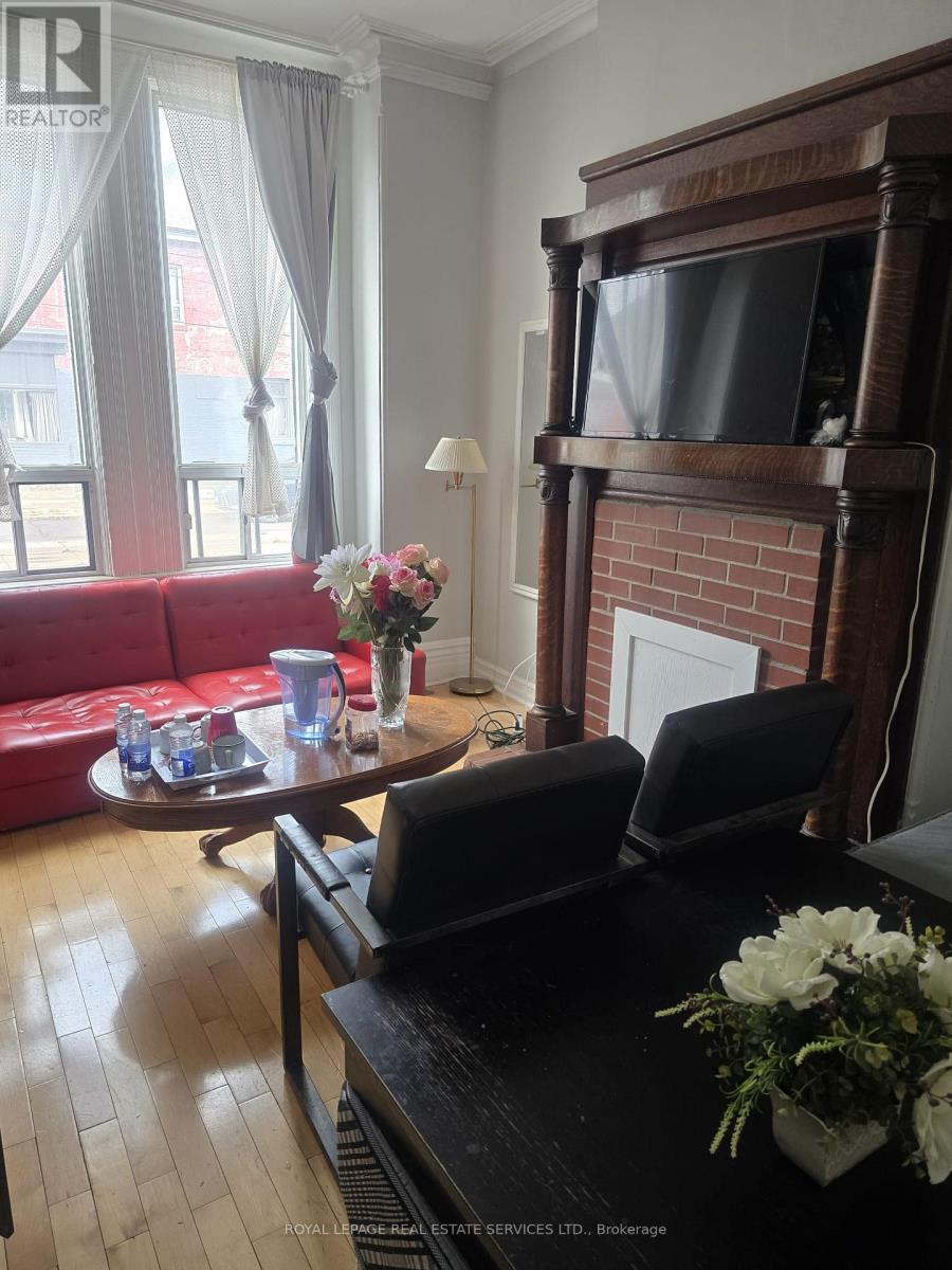 2 - 753 Gerrard Street E, Toronto, Ontario  M4M 1Y5 - Photo 6 - E13668142