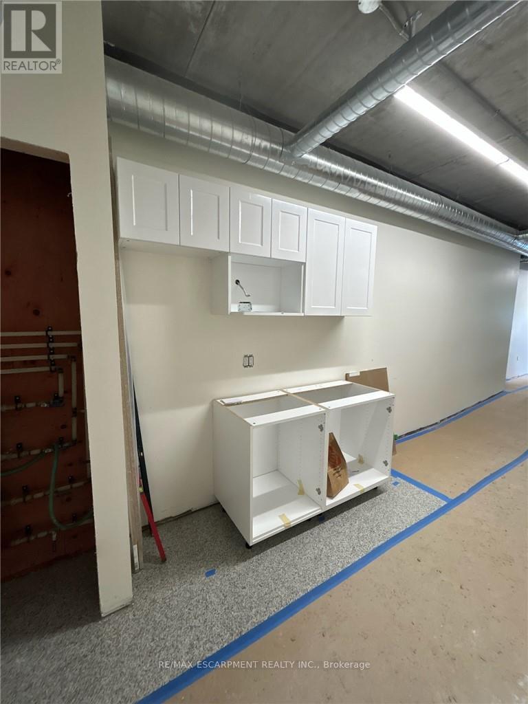 Office #1 - 120 Parkdale Avenue N, Hamilton, Ontario  L8H 5W9 - Photo 47 - X12647016
