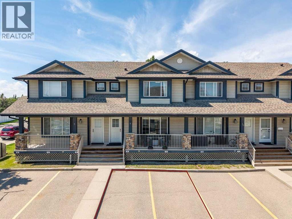 9 Citadel Point Nw, Calgary, Alberta  T3G 5L2 - Photo 1 - A2328790