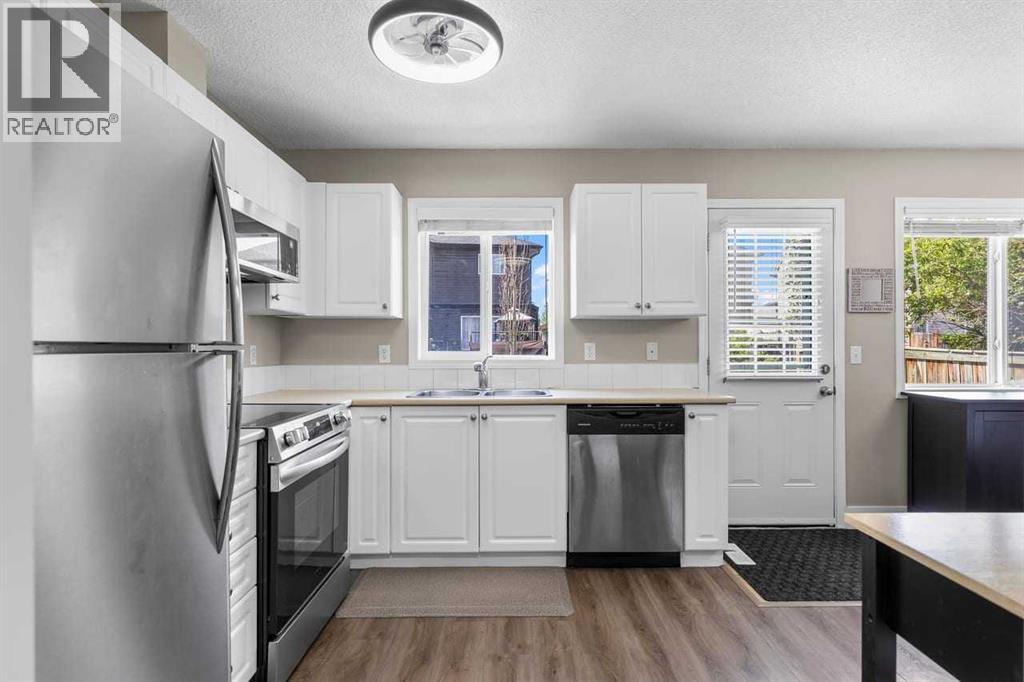9 Citadel Point Nw, Calgary, Alberta  T3G 5L2 - Photo 7 - A2328790