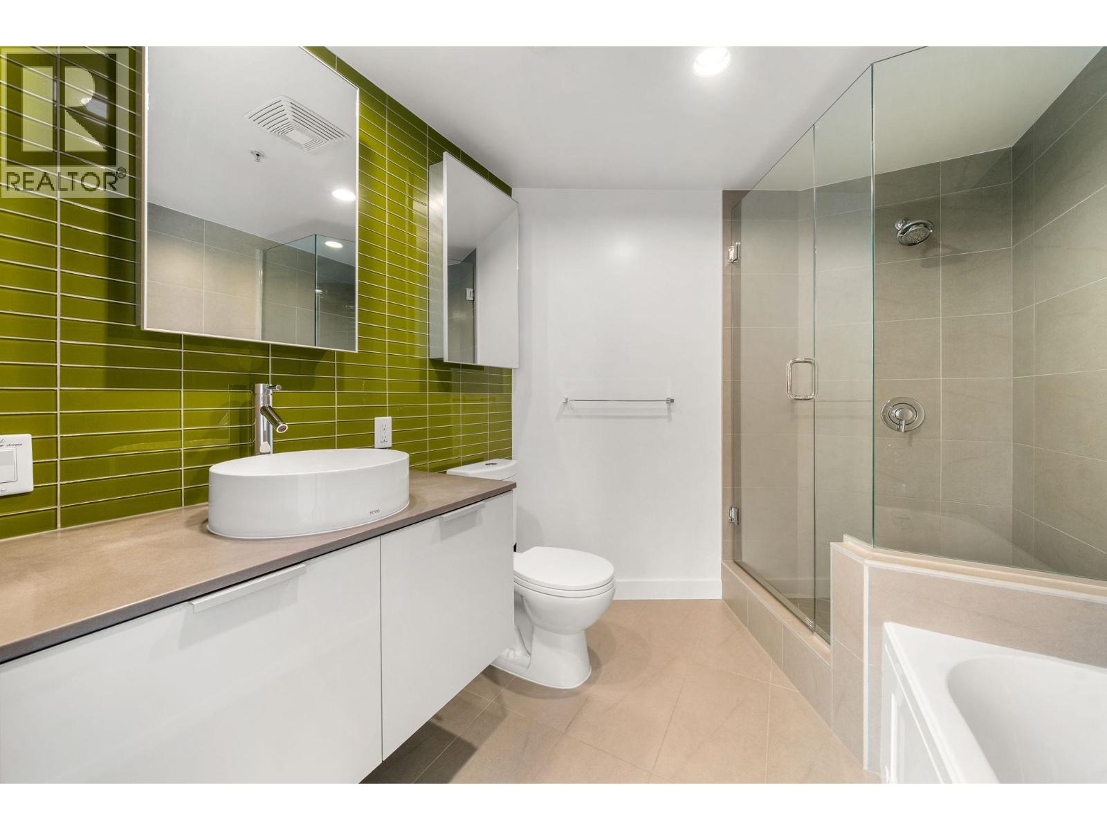 810 128 W Cordova Street, Vancouver, British Columbia  V6B 0E6 - Photo 10 - R3155688